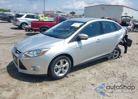 2012 Ford Focus Se z USA, uszkodzony, nr VIN 1FAHP3F29CL452465